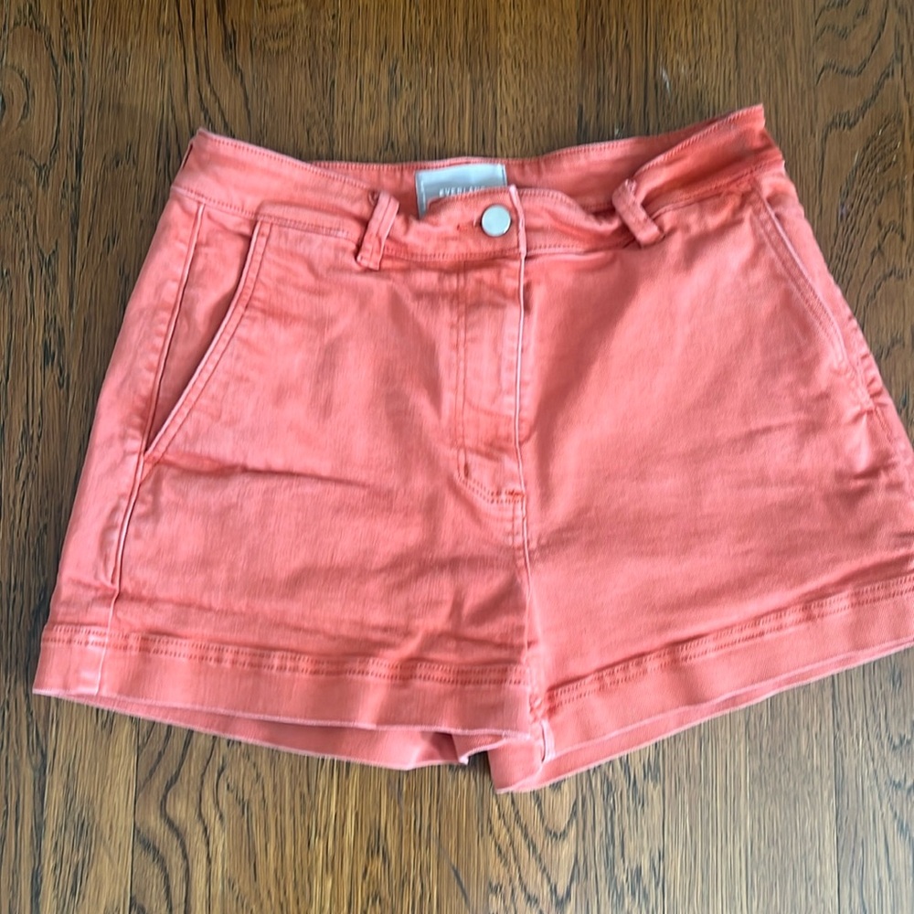 Authentic Everlane washed denim shorts SZ 10 excellent condition. Coral